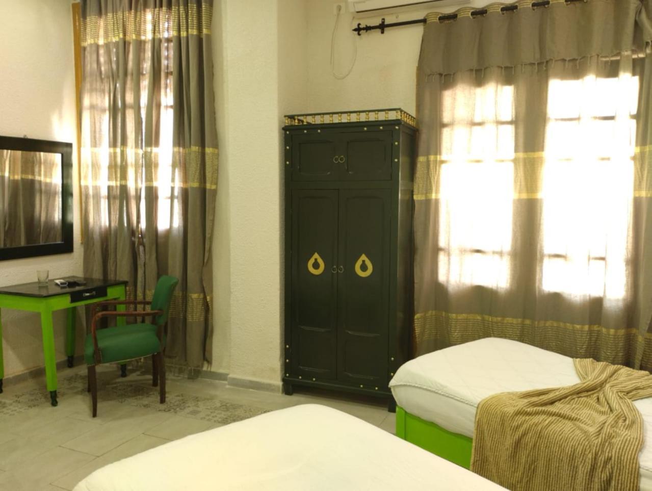 תוניס Hotel Ayachi מראה חיצוני תמונה
