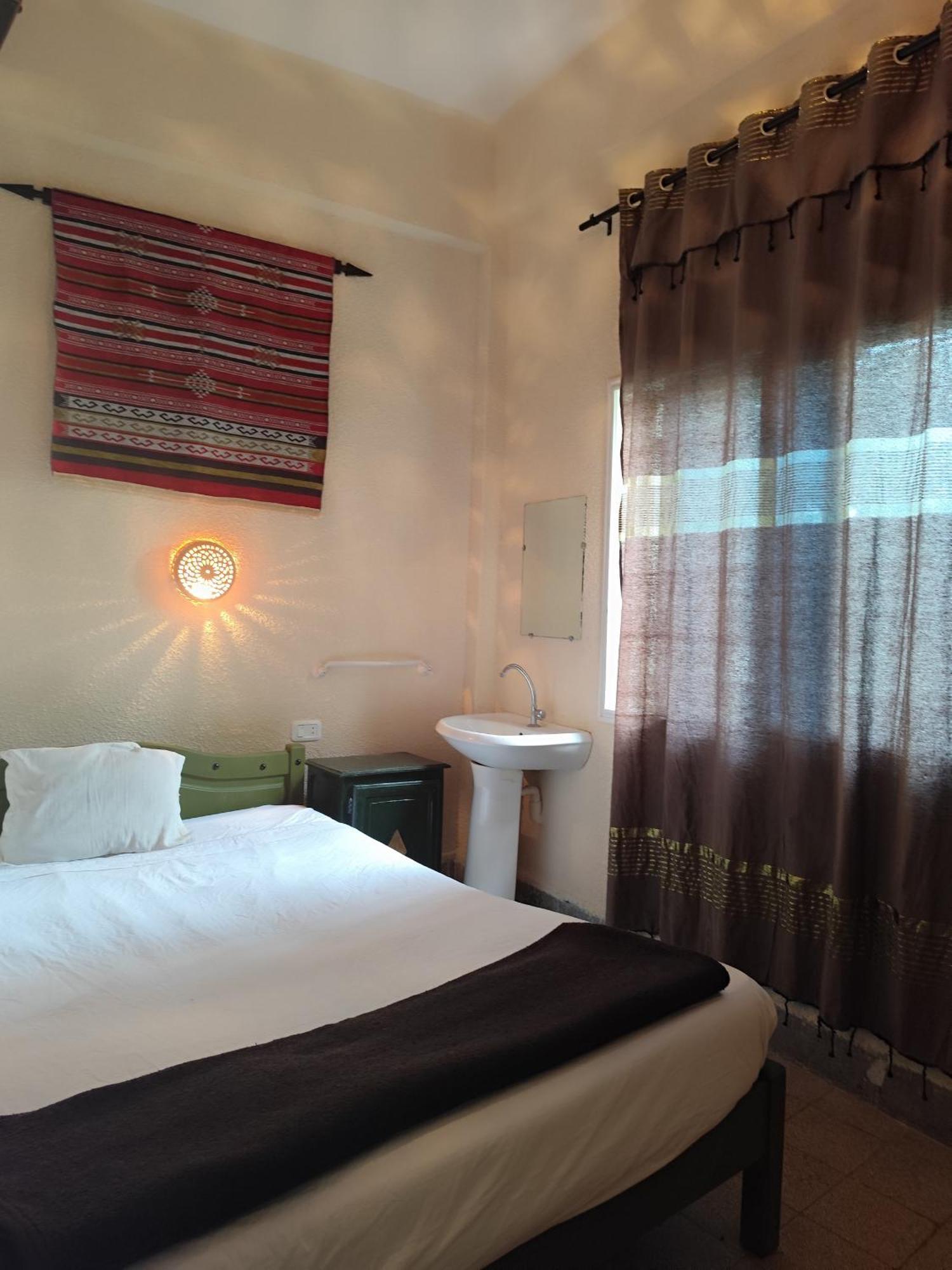 תוניס Hotel Ayachi מראה חיצוני תמונה